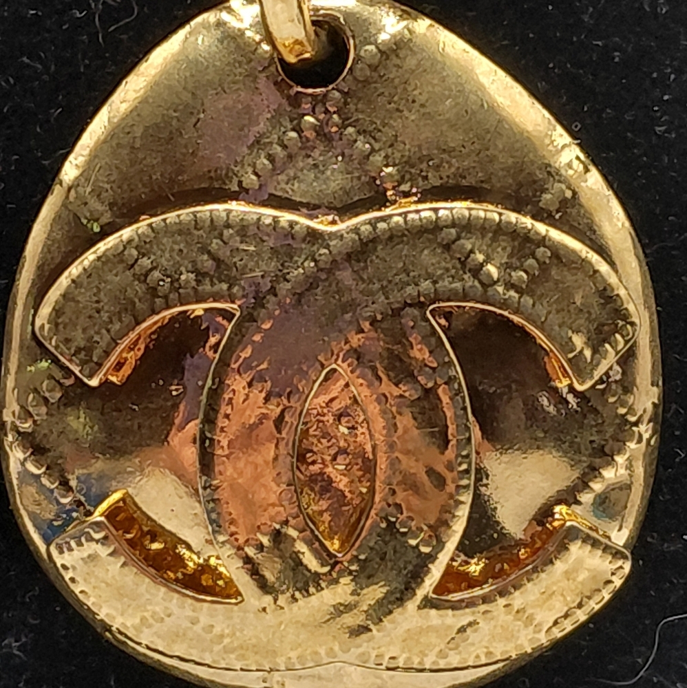 CHANEL Vintage Coco Mark CC Logo Round Pendant Necklace Gold Tone 94P Auth - Picture 2 of 8